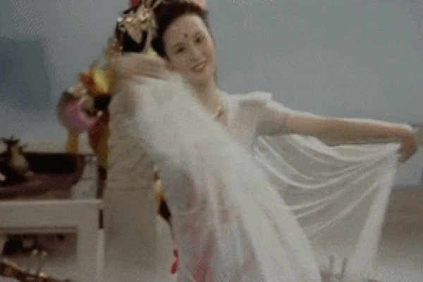 3 nàng Hằng Nga xấu nhất màn ảnh: người giống yêu tinh, kẻ quê mùa sến súa-10