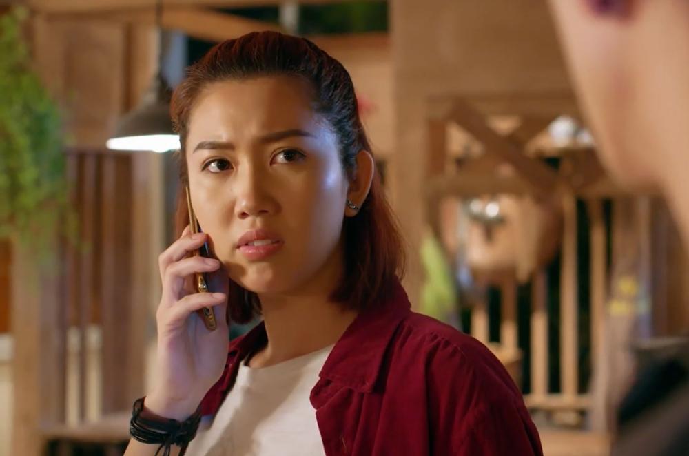 Gạo nếp gạo tẻ phần 2 tập 47: Thúy Ngân yêu con trai của kẻ lừa đảo khiến gia đình tan cửa nát nhà-5