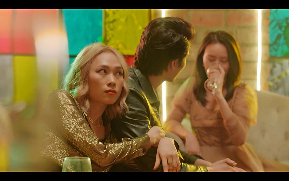 ĐÚNG CŨNG THÀNH SAI của Mỹ Tâm đẹp thì có đẹp nhưng chưa xứng tầm-3