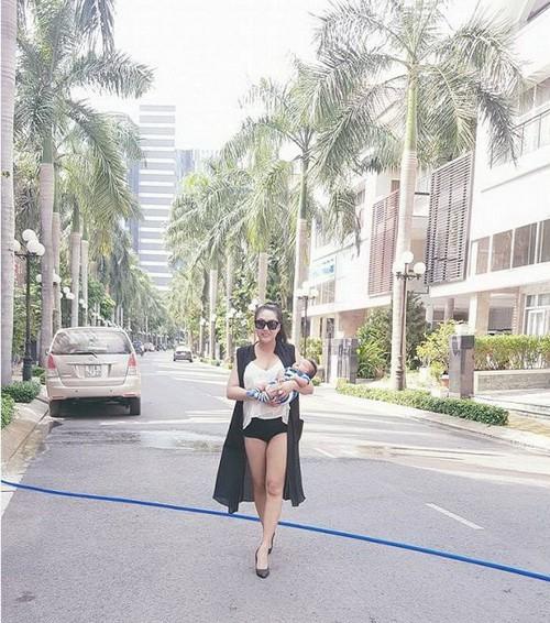 Loạt mỹ nhân Việt bị công khai nhắc nhở phải cẩn trọng khi chăm con bỉm sữa-8