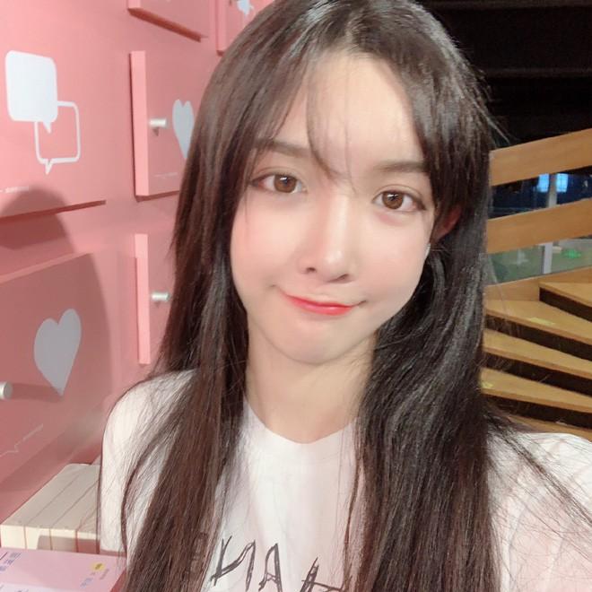 Streamer nổi tiếng công khai giới tính, nhan sắc sau chuyển giới đáng đồng tiền bát gạo-5