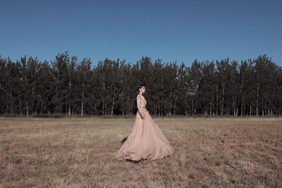 Angela Baby tung bộ ảnh xuất sắc, tưởng Nữ thần Kim Ưng hóa ra không phải-4