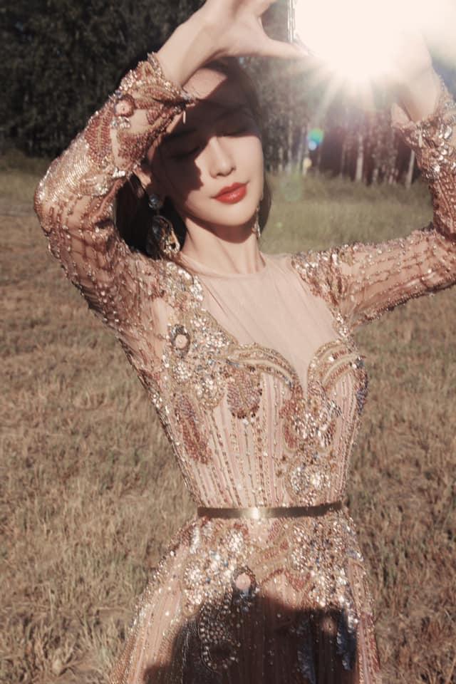 Angela Baby tung bộ ảnh xuất sắc, tưởng Nữ thần Kim Ưng hóa ra không phải-10