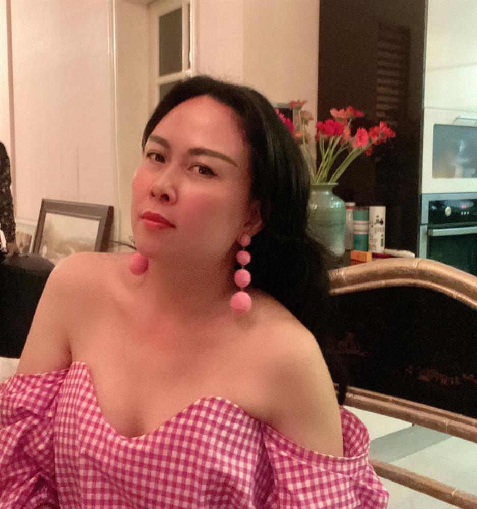 Khoe nhan sắc rạng rỡ, Phượng Chanel không ngờ bị lật tẩy chiêu trò-1