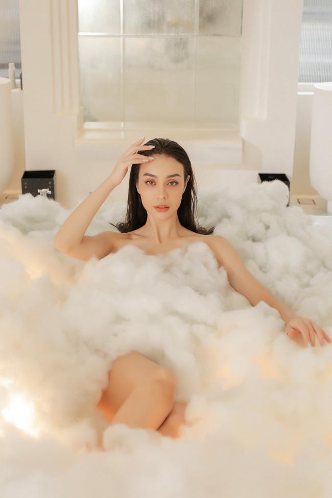 Nhảy cực sung trong MV Cá cắn câu, Mlee lộ hàng mà không hay biết-10