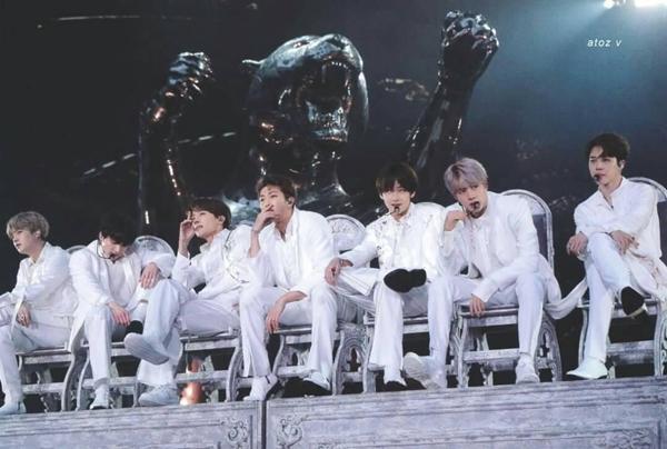 BTS có thể lần nữa làm nên lịch sử tại lễ trao giải danh giá bậc nhất nước Mỹ-1