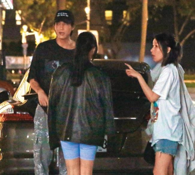 Tiêu Á Hiên sống chung với bạn trai-1