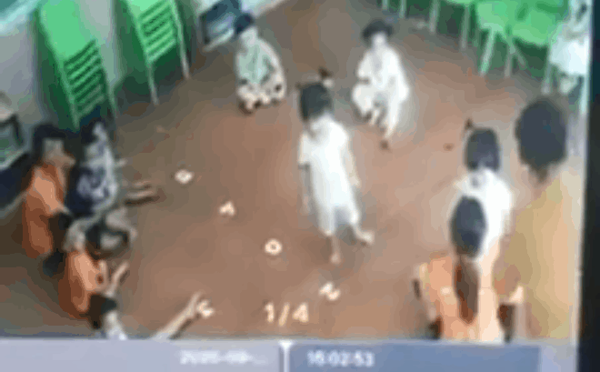 Vụ bé gái 2 tuổi bị bố của bạn đánh ở Lào Cai: Gia đình không chấp nhận lời xin lỗi-3