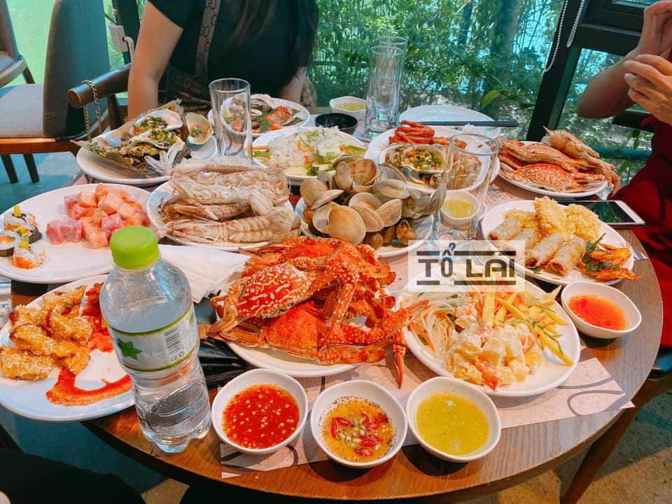 Dân chơi phông bạt mời cả nhà người yêu đi ăn hải sản đắt tiền rồi lặn mất tăm-1