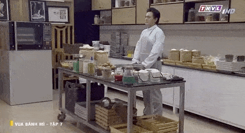 Những chi tiết hack não khán giả ở Vua Bánh Mì phiên bản Việt-3