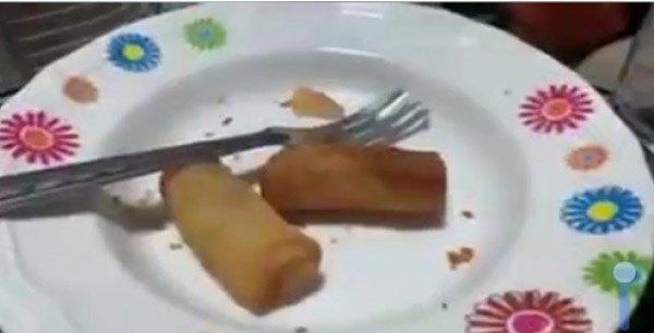 Người phụ nữ tử vong trong nhà vệ sinh sau khi ăn chả nem từ 3 ngày trước-2