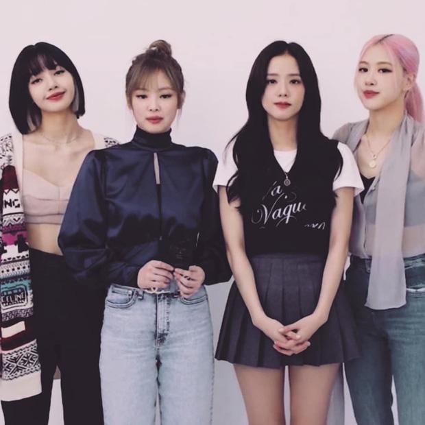 Nghi án Lisa và Jisoo diện chung váy: Đôi chân dài như chỉnh ảnh quá đà khiến dân tình choáng nặng-3