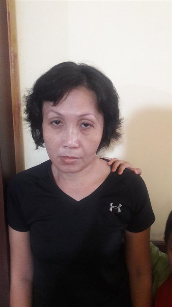 Người phụ nữ chở theo trẻ nhỏ dàn cảnh trộm tiền của cụ bà bán tạp hóa ở Sài Gòn khai gì với công an?-1