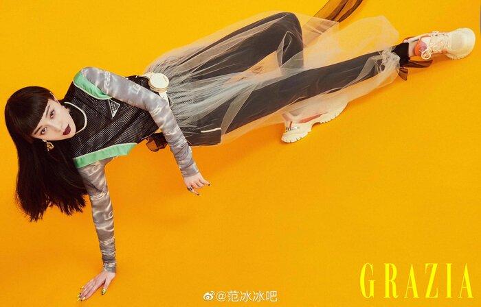 Phạm Băng Băng diện jumpsuit khoét ngực sâu tôn vòng 1 khủng-8