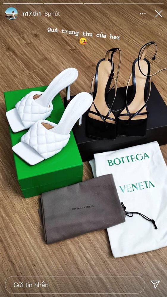 Kiểm kê những món quà khủng mùa Trung thu: Vợ chồng tặng nhau cả núi tiền, sương sương cũng xe hơi, đồ hiệu-4