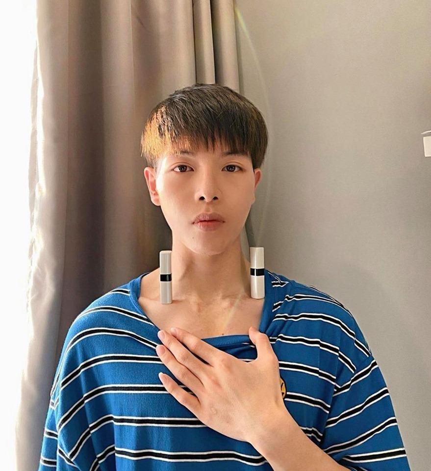 Đức Phúc mặc chiếc áo rách tươm cả chục năm dù thừa tiền sắm hàng hiệu-3