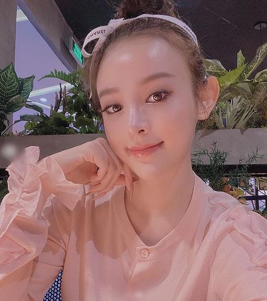 Huyền Baby - Hương Giang - Bích Phương hẳn là có thù với loại giày này-2