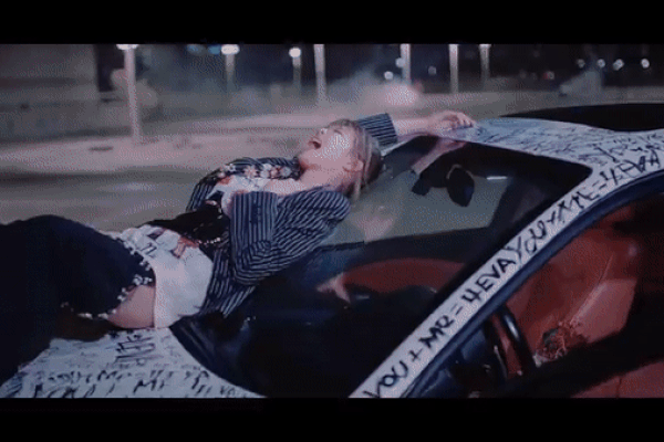 Sự trở lại của rapper Jennie: Chỉ có thể là 'xuất sắc đừng hỏi'