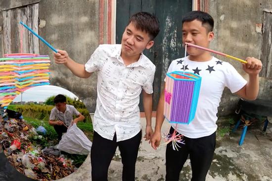 Làm clip bảo vệ môi trường, con trai bà Tân Vlog bị chỉ ra chuyện lừa dối khán giả