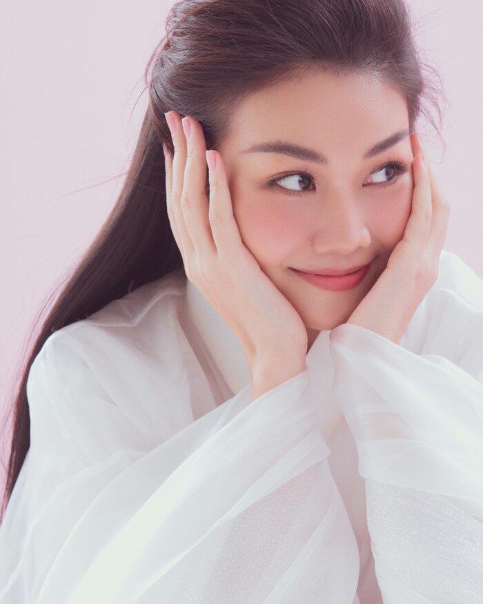 Sao Việt cosplay chị Hằng: Người được khen xinh, người bị chê phản cảm-2