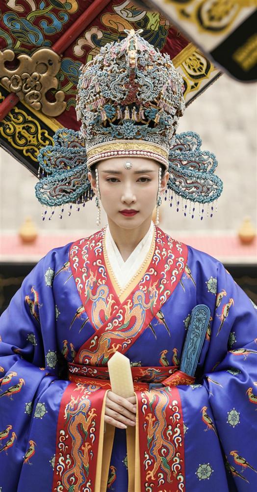 Ngắm tạo hình hoàng hậu trong lễ đăng cơ qua các triều đại của Trung Quốc-3