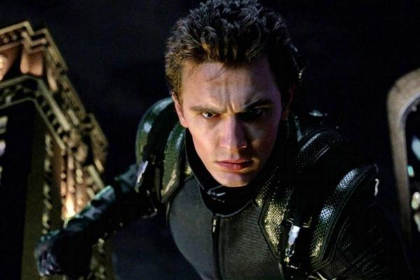 James Franco với Harry Osborn (Spider-Man): Nhiều năm sau khi loạt bom tấn Người Nhện của đạo diễn Sam Raimi khép lại, James Franco bày tỏ sự không bằng lòng về nhân vật Harry Osborn/Green Goblin sau phần đầu tiên. “Tôi đã rất cố gắng. Nhưng càng về sau, tôi càng thấy thất vọng. Theo dõi thành phẩm ngoài rạp, tôi thấy chúng thật tệ. Có lẽ chúng ta chỉ nên nhận lời các bộ phim mà mình thực sự quan tâm”, tài tử giãi bày sau Spider-Man 3.