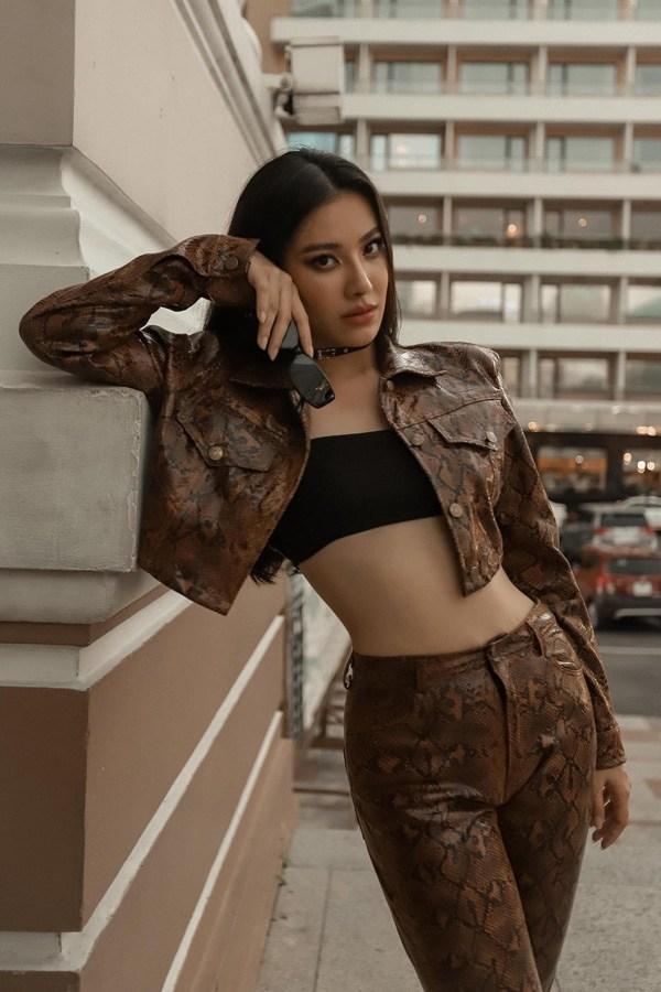 Á hậu tên D vừa bị đồn mới chỉnh mũi, nhan sắc nữ thần giờ như hotgirl kem trộn-7