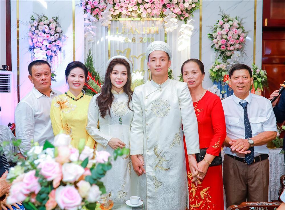 Đón sinh nhật tuổi 25, trung vệ Bùi Tiến Dũng gửi lời cảm ơn người đặc biệt-2