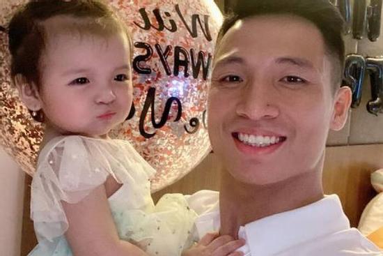 Đón sinh nhật tuổi 25, trung vệ Bùi Tiến Dũng gửi lời cảm ơn người đặc biệt