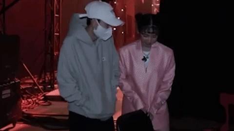 Hồng Thanh trốn chui trốn nhủi vào hậu trường Rap Việt để gặp bằng được bạn gái DJ Mie-3