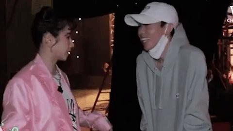 Hồng Thanh trốn chui trốn nhủi vào hậu trường Rap Việt để gặp bằng được bạn gái DJ Mie-5