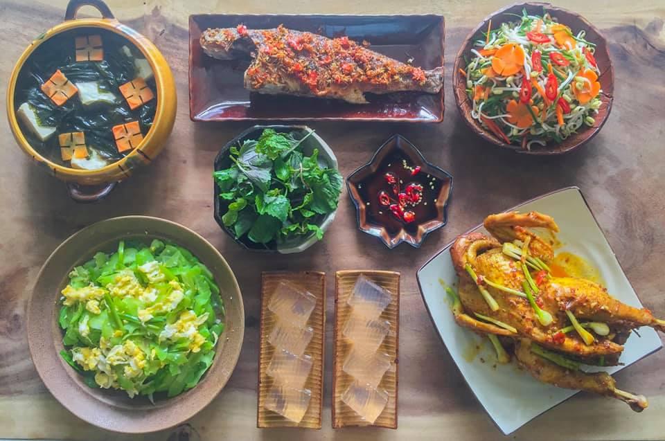 Thực đơn cả tuần cho mâm cơm gia đình ngon hết sảy, gái đoảng nhìn mà học tập-3