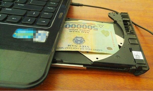 Biết vợ ghét dọn nhà, chồng âm thầm giấu cả trăm triệu ở nơi quen mà vợ không biết-4