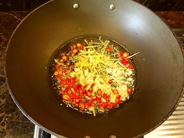 Mùa thu đông tới rồi, học ngay cách làm ốc xào cay để xuýt xoa cùng hội bạn thân thôi-3