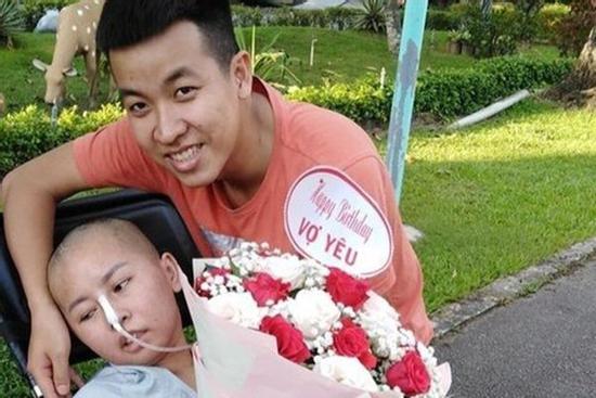 Sinh nhật đặc biệt của người vợ bị xuất huyết não