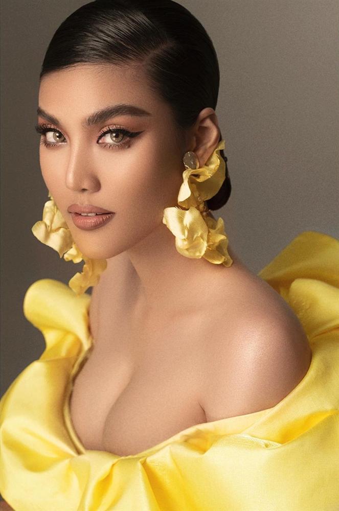 Chê Lan Khuê ngực lép như đàn ông, cô giáo trung niên có thực sự nhìn đúng?-7