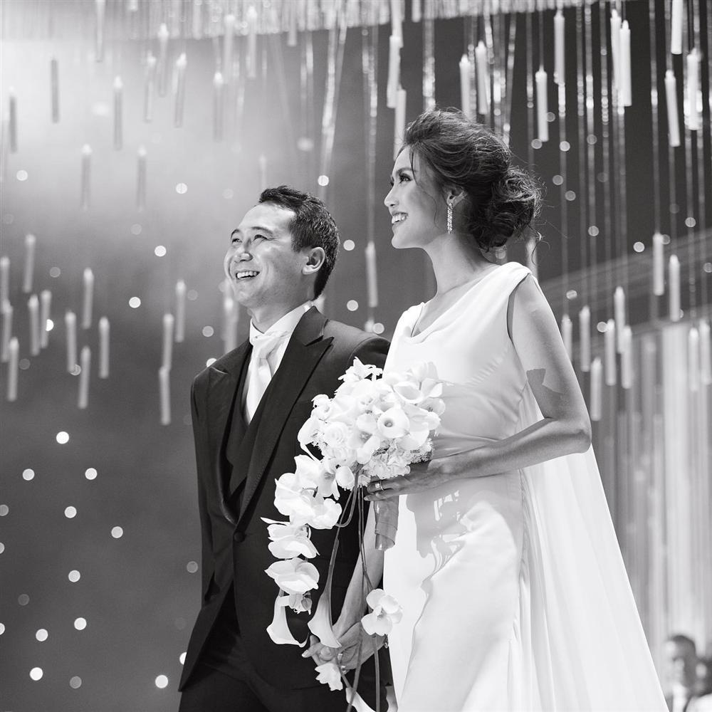 Chồng đại gia kỷ niệm 2 năm kết hôn, nói như rót mật vào tai Lan Khuê-2