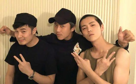 Trần Hách - Trương Tử Huyên: Cặp ngoại tình tẩy trắng nhanh nhất Cbiz-5