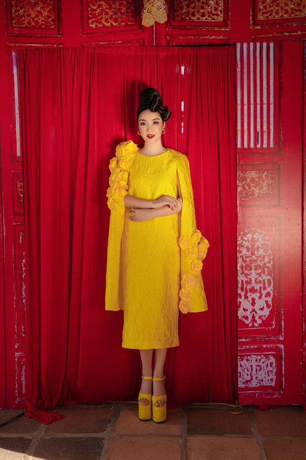 Nửa thập kỷ mới xuất hiện tại show event, Mỹ Lệ đeo khẩu trang hoa che nửa mặt-4