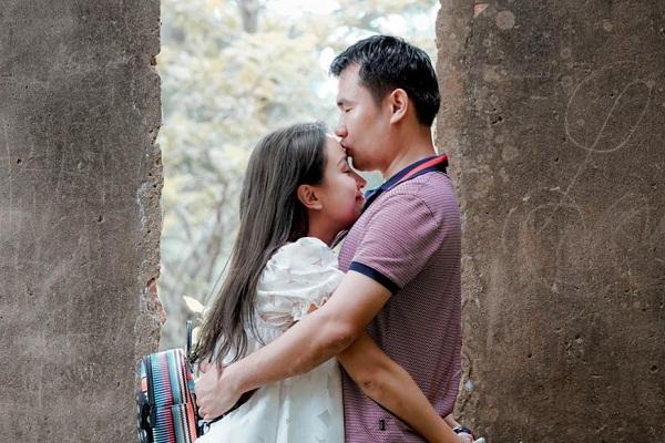 Thôi lấp lửng, Vân Hugo khoe chồng sắp cưới full không che-9