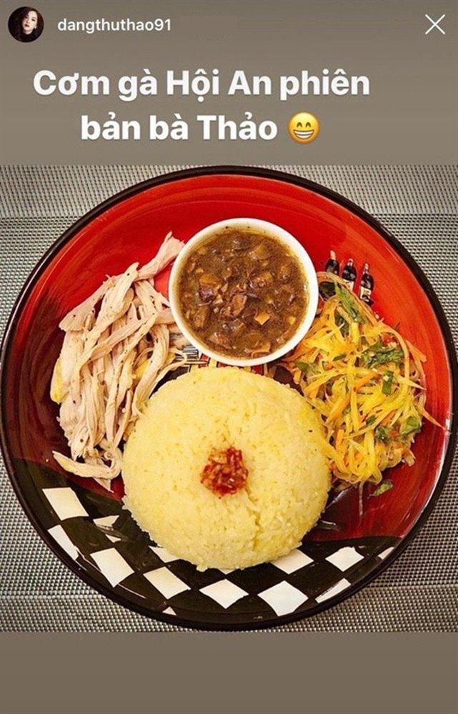 3 nàng dâu showbiz Việt giàu nứt vách vẫn hì hục vào bếp nấu ăn lúc bụng bầu khệ nệ-8