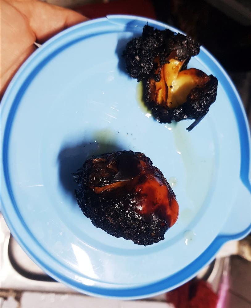 Tin vào hướng dẫn trên mạng, cô nàng khóc thét với món trứng vờn bóng đêm-3