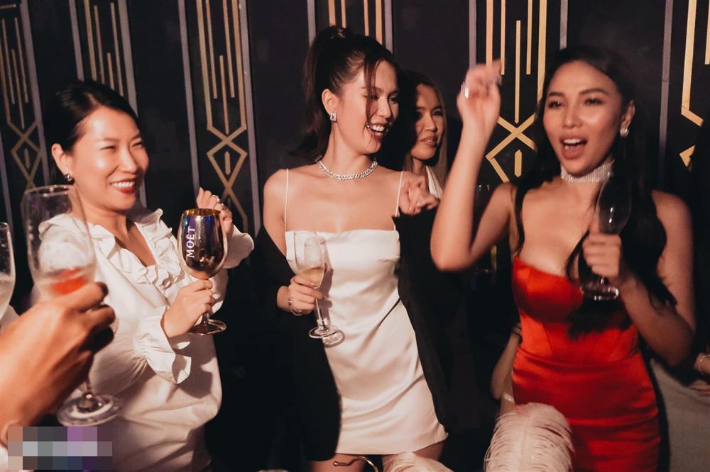 Xôn xao tin đồn Vũ Khắc Tiệp và Linh Chi cạch mặt-3