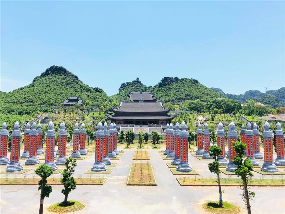 Vẻ đẹp tiên cảnh được ví như Hạ Long trên cạn khiến ai cũng xiêu lòng-9