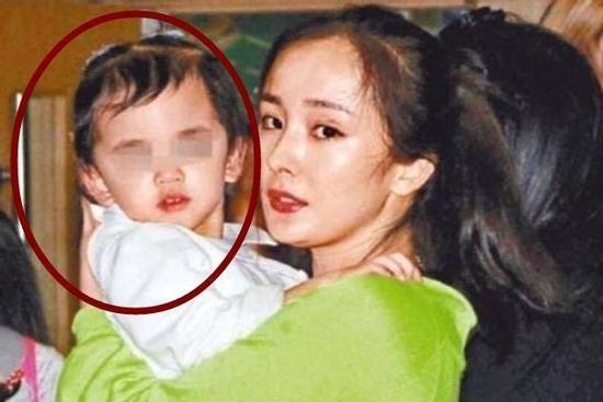 Lưu Khải Uy và Dương Mịch trở mặt vì con gái?