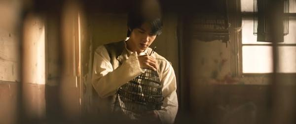 7 điều bạn chắc chắn không thể nhận ra trong trailer Pop-Up: Map Of The Soul-16