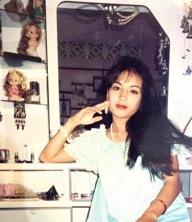 Khoe cả nhà toàn mỹ nhân, soi đến ảnh chủ nhân bài đăng còn bất ngờ hơn nữa-6