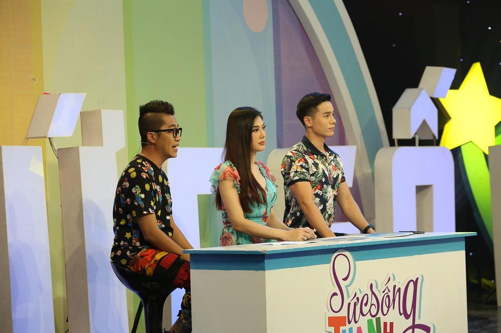 Lâm Khánh Chi tiết lộ bố là tay buôn đồ cổ tiền tỷ: Mục sở thị vài món đồ trong nhà-9