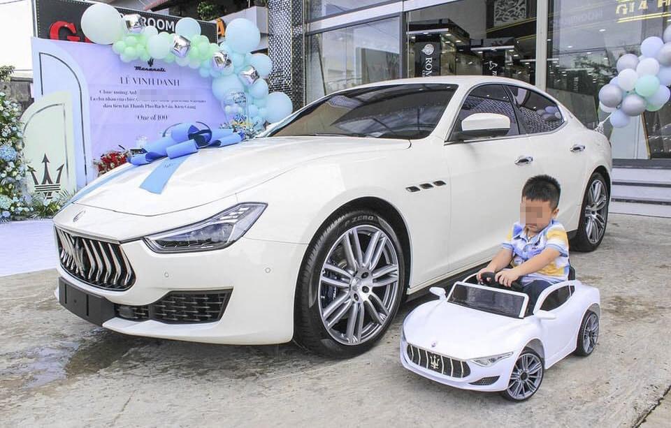 Nữ đại gia Kiên Giang gây chú ý chốt mua siêu xe 5 tỷ vì chiều lòng quý tử 6 tuổi-3