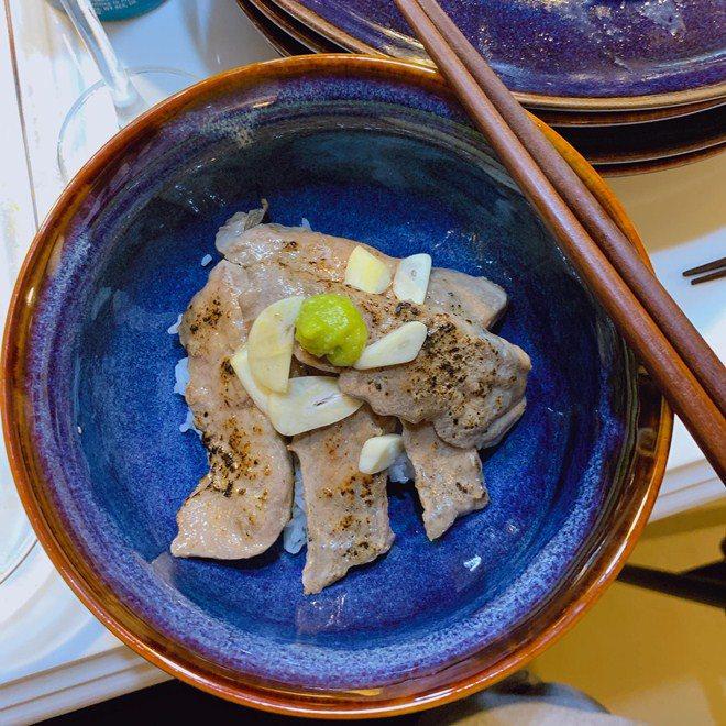 Phan Như Thảo vì sao cứ mãi 70kg dù từng là model sở hữu body vạn người mê?-11